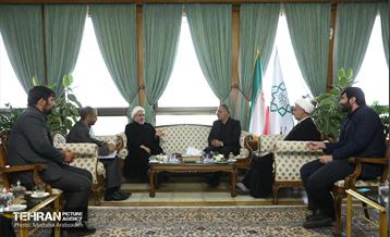 دیدار آیت‌الله اراکی با شهردار تهران