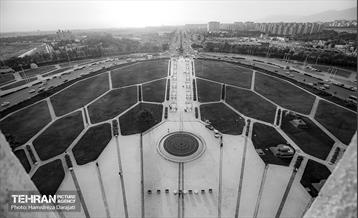 روایت یک بـرج 50ساله 11