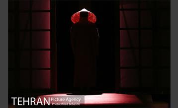 نمایش افسون معبد سوخته‎ 18