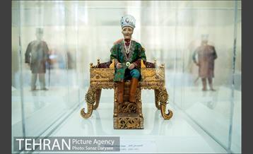 مجسمه مینیاتورهای جهانگیرارجمند در باغ موزه نگارستان 21