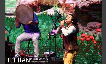 کنسرت گروه رستاک‎ 8