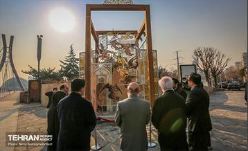 مراسم رونمایی از سازه حجمی عروج 5