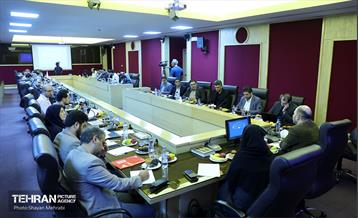 نشست مدیرعامل سازمان حمل و نقل ترافیک با شرکت‌های دانش‌بنیان 13