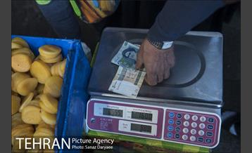 خیابان پانزده خرداد در روزه های پایانی سال‎ 5