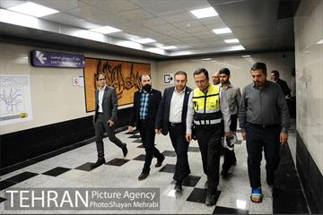 شبگردی اصحاب رسانه در خط 7 مترو تهران 3