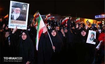 چهل‌و‌سومین شب اجتماع دفاع از انقلاب 4