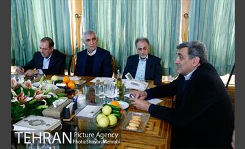 نشست شهرداران تهران پس از انقلاب 35