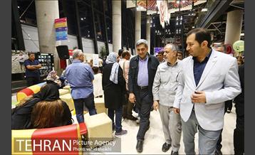حضور شهردار تهران در باغ کتاب در کمپین با مهر تا مهر 15