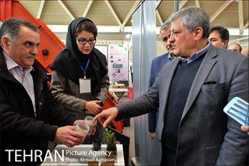 بازدید رئیس شورای شهر تهران از نمایشگاه بین المللی پسامد، بازیافت 11
