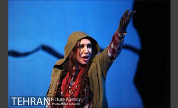 نمایش گورخواب ها 10