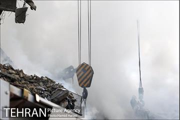 امداد رسانی در حادثه پلاسکو 4