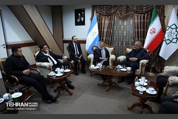 دیدار شهردار تهران با هئیتی از کشور نیکاراگوئه  19