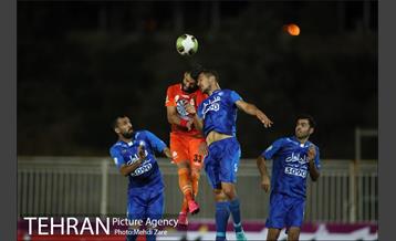 دیدار دو تیم سایپا تهران و استقلال تهران 3