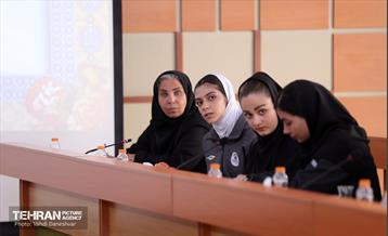 بازدید عضو شورای اسلامی شهر از منطقه 17 27