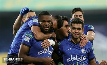 دیدار تیم های فوتبال استقلال تهران و مس کرمان 9