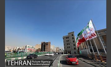 آذین بندی معابر منطقه 8 به مناسبت دهه فجر 11