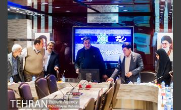 نشست شوراى ویژه معاونان شهردارى تهران با حضور شهردار تهران 24