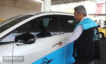 آغاز به کار تاکسی‌های برقی شاسی بلند در تهران 40