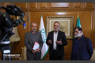 دیدار مدیران باشگاه های ورزشی استقلال و پرسپولیس با شهردار تهران