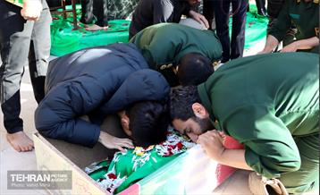 تشییع و تدفین شهید گمنام در دانشگاه فرهنگیان 15