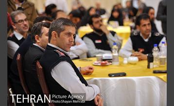 تجلیل از خانواده شهدای آتش‌نشان حادثه پلاسکو با حضور شهردار تهران 31