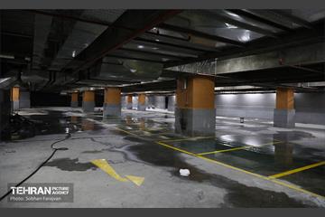 اینجا کارگاهه؛ پارکینگ مینابی 9