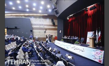 مراسم دیدار مردمی نمایندگان مجلس و اعضای شورای شهر تهران  14