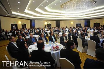 اجلاس معرفی فرصت های سرمایه گذاری شهر تهران با حضور شهردار تهران 11
