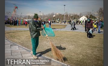 خدمات شهرداری تهران در پایان راهپیمایی ۲۲ بهمن-2 14