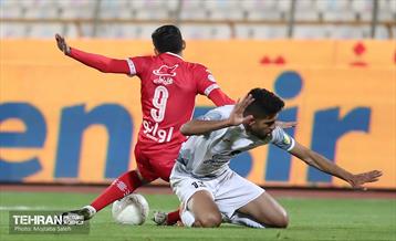 دیدار تیم های فوتبال پرسپولیس تهران و تراکتور سازی تبریز 22