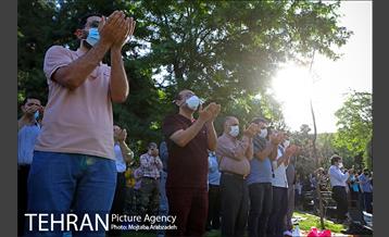 نماز عید فطر در دانشگاه تهران 9
