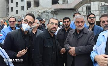 بازدید نمایندگان مجلس از نقاط آسیب دیده از جنگ در منطقه۴ 8