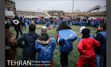 پیاده روی خانوادگی 1