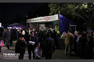 افطاری سیزدهم فروردین در بوستان لاله 25