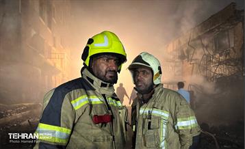 حریق در بازار آهن شادآباد 2