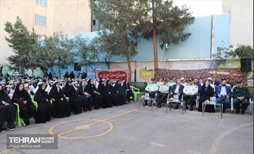 آیین نواختن زنگ بازگشایی دبیرستان دخترانه میثاق 8