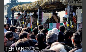 تشییع و تدفین دو شهید گمنام در بوستان گلزار منطقه 17 14