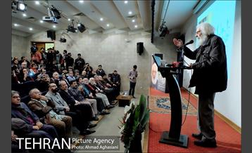 هجدهمین برنامه تولد ماه: بزرگداشت جمشید مشایخی 21