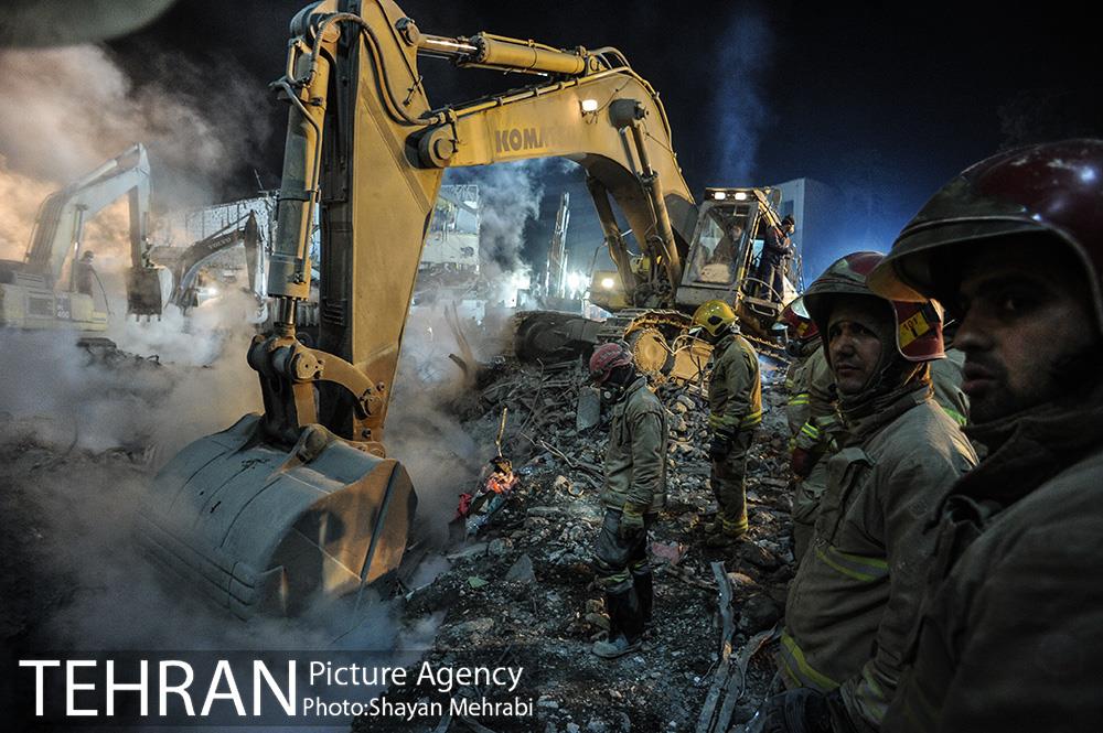 هفتمین روز آواربرداری ساختمان پلاسکو-3 13