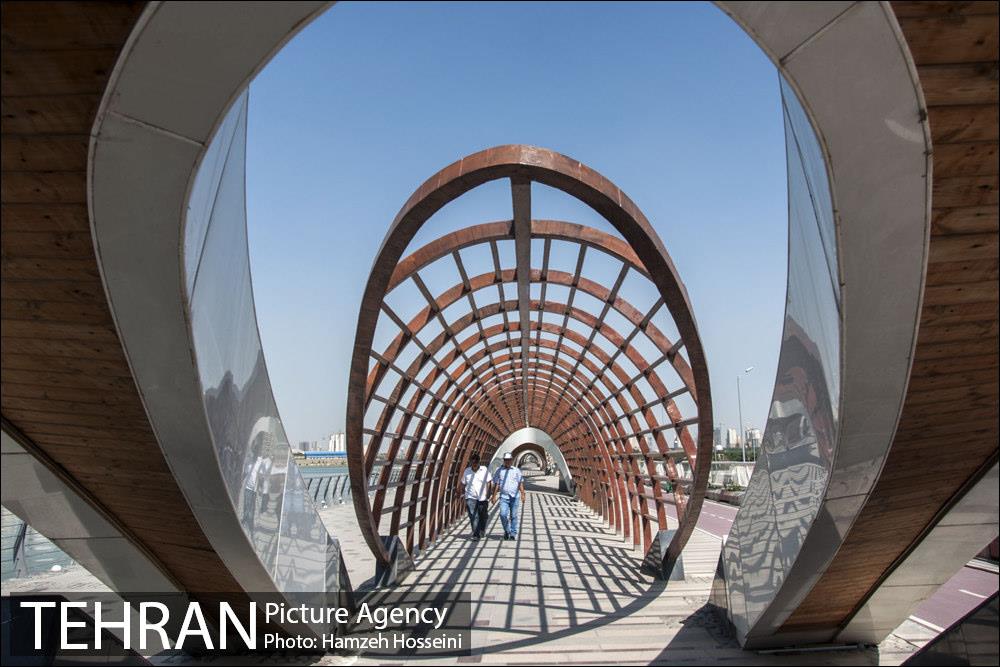 دریاچه شهدای خلیج فارس‎ 1