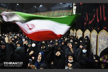 تشییع پیکر شهید گمنام در مسجد حجت(عج) 14