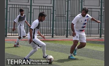 دیدار دوستانه بین پیشکسوتان پرسپولیس-استقلال با کودکان کار 8