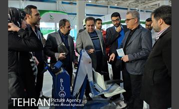 بازدید مشاور و مدیر کل دفتر شهردار تهران از هفتمین نمایشگاه ایران ساخت 9