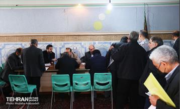 قرار خدمت؛ دیدار مردمی شهردار تهران در مسجد جامع مسعودیه 30