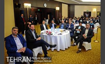 اجلاس معرفی فرصت های سرمایه گذاری شهر تهران با حضور شهردار تهران 4