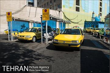 پایانه تاکسیرانی میدان ونک 12
