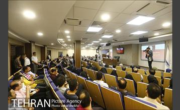 بازدید شهردار تهران از موسسه مطبوعاتی همشهری  16