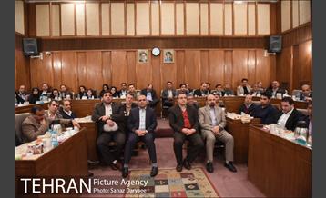 مراسم تکریم و معارفه مدیرعامل و هیات مدیره شهر سالم 17