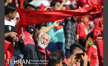 دیدار تیم های پرسپولیس و استقلال تهران 2