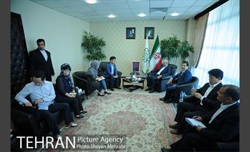 دیدار میهمانان خارجی حاضر در اجلاس جهانی شوراها و شهرداران با رییس مرکز ارتباطات و امور بین الملل شهرداری تهران 7